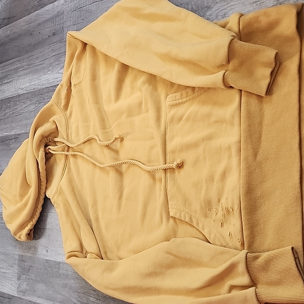 Forever 21 sweatshirt